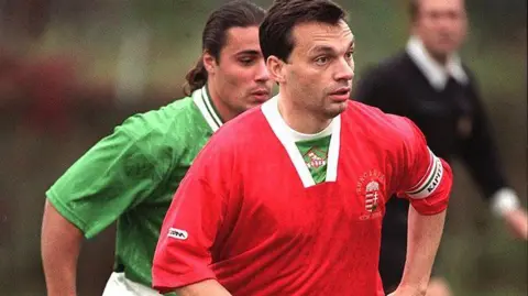 16 yil sonra iktidarda kalmak icin mucadele eden macaristan basbakani viktor orban kimdir 2 8BkeWes1