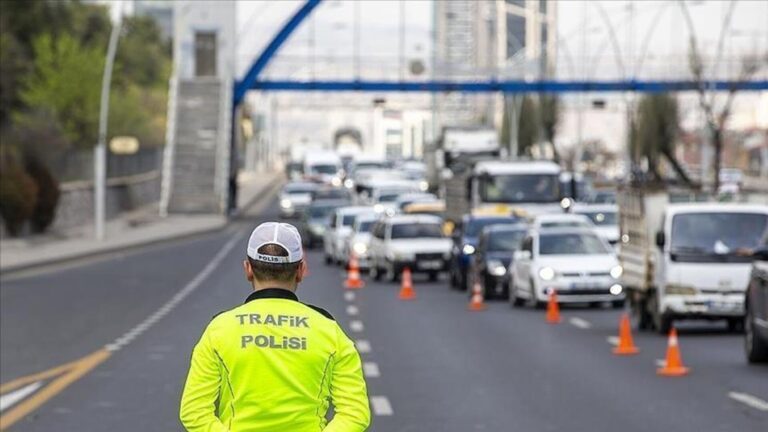 ankarada bugun hangi yollar trafige kapali WWywMVp4