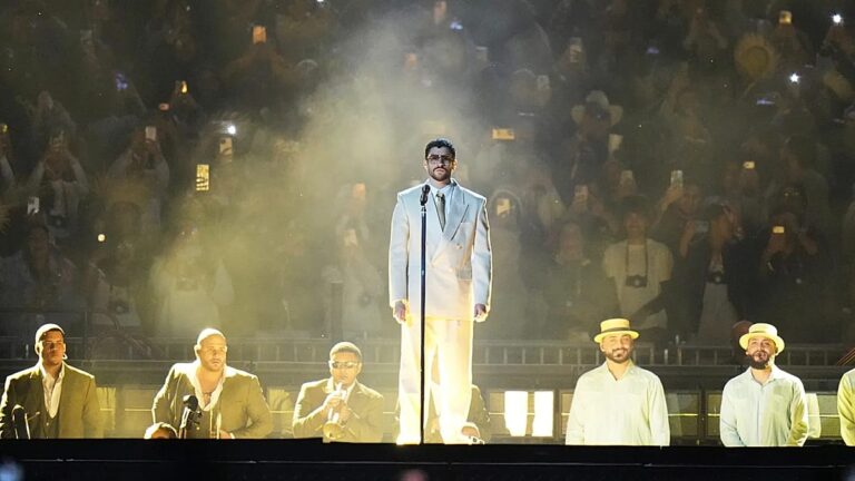 Bad Bunny konserleri için bilet satarken altı kişi tutuklandı 11 bad bunny konserleri icin bilet satarken alti kisi tutuklandi wKOtj959