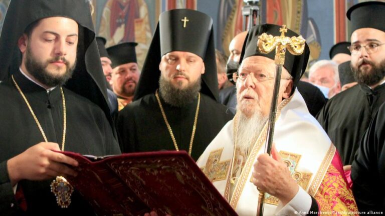 bartholomeos hristiyan olan muslumanlarin sayisi artiyor zNNGq8OC