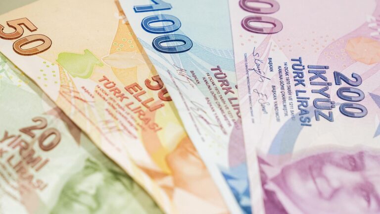 bayramda calisanlarin gunluk fiyati ne kadar olacak ozel kesim calisanlarinin tatili kac gun Cwt6UQ3m