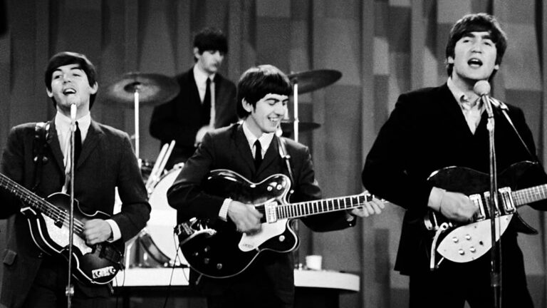 beatles son performanslarinin ikonik mekaninda yeni surukleyici bir hayran deneyimi acacak kiROhR5h