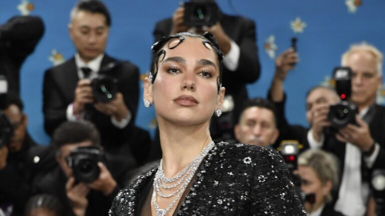 dua lipadan teknoloji devine 15 milyon dolarlik telif davasi 2BMwQjLv