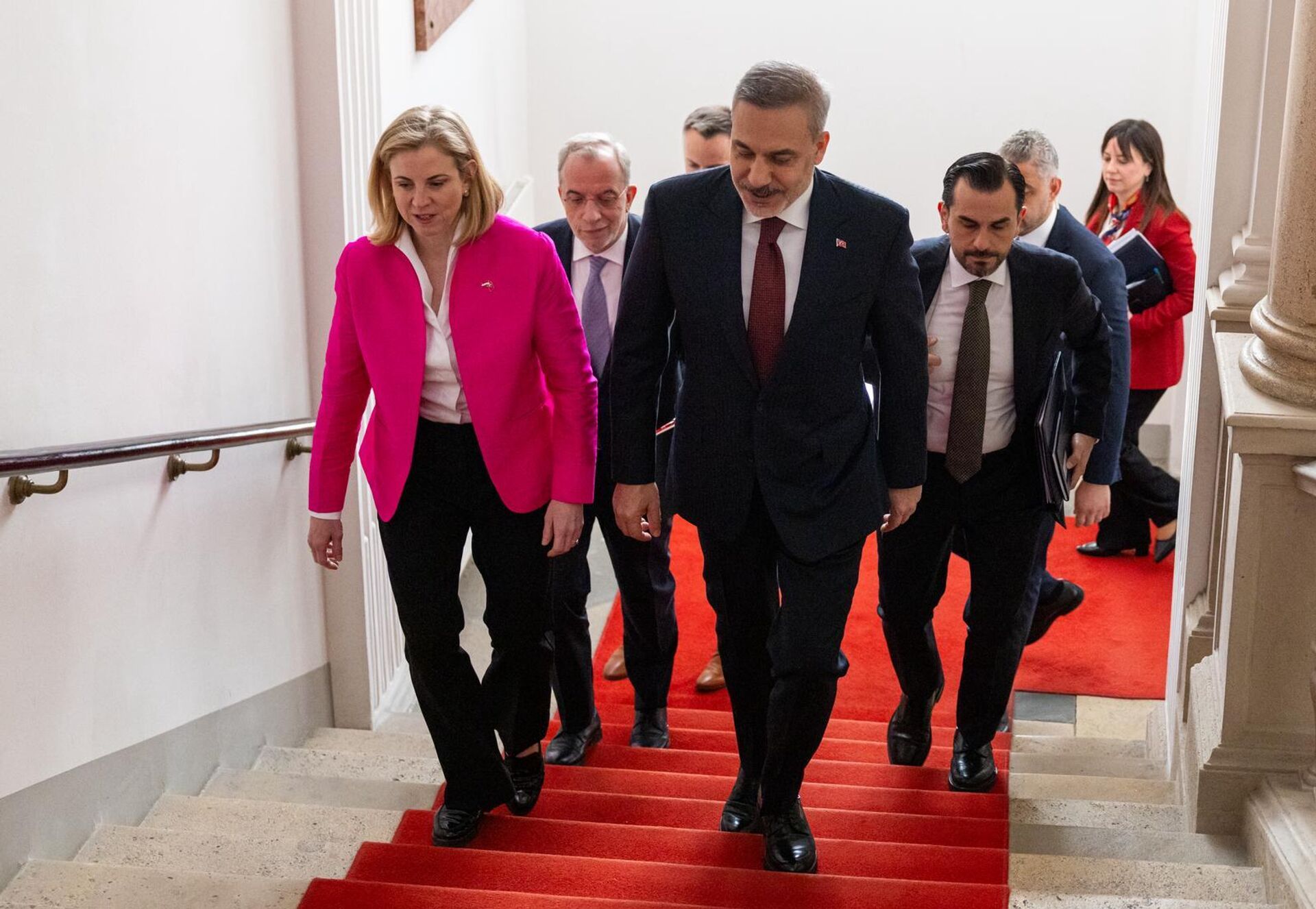 fidan onumuzdeki birkac gun cok kiymetli 0 IFX8yQPQ