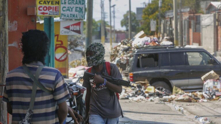 haitide guvenlik krizi savunma bakanliginin ust seviye ismi kacirildi 1V53wvtY