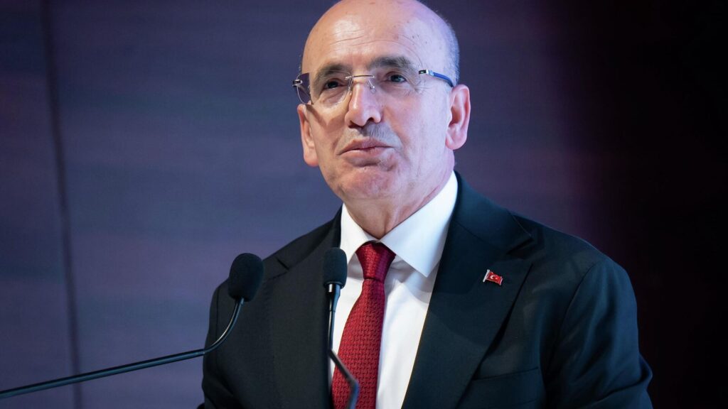 hazine ve maliye bakanligindan emekli maasi savlarina yalanlama hkvVHm4q