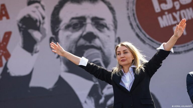 imamoglu ciftine almanyadan dunya vatandasligi odulu Usxa1GZZ