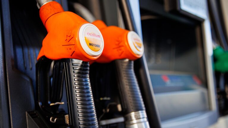 motorine artirim geliyor akaryakitta fiyatlar guncellenecek LsVitrza