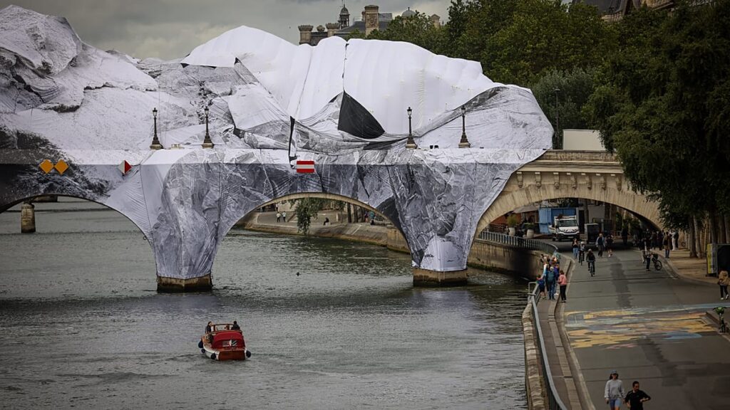 paris la caverne du pont neuf uzerinde calismalar suruyor acilis suresiz olarak ertelendi Qvg8UbPr