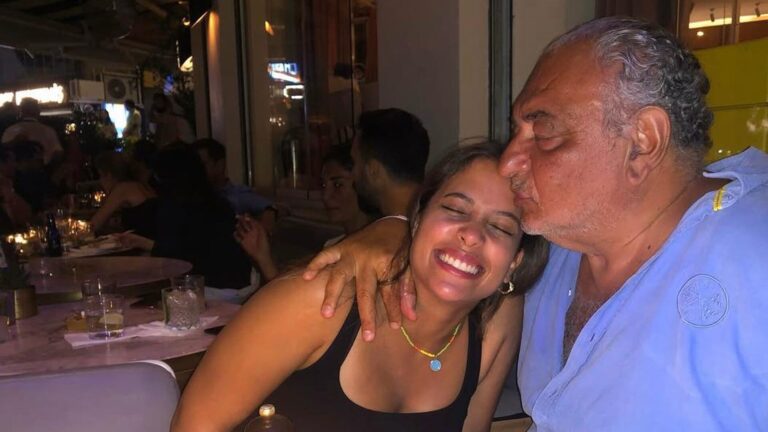reha muhtarin vefatinin akabinde kizi ayse nazlidan birinci aciklama yZiwxppD