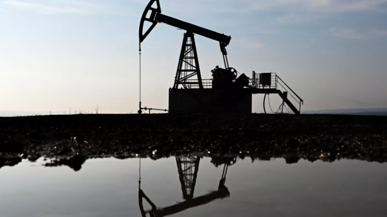 savas kaygisi petrolu vurdu brent petrol yukselise gecti LCrY2O9x