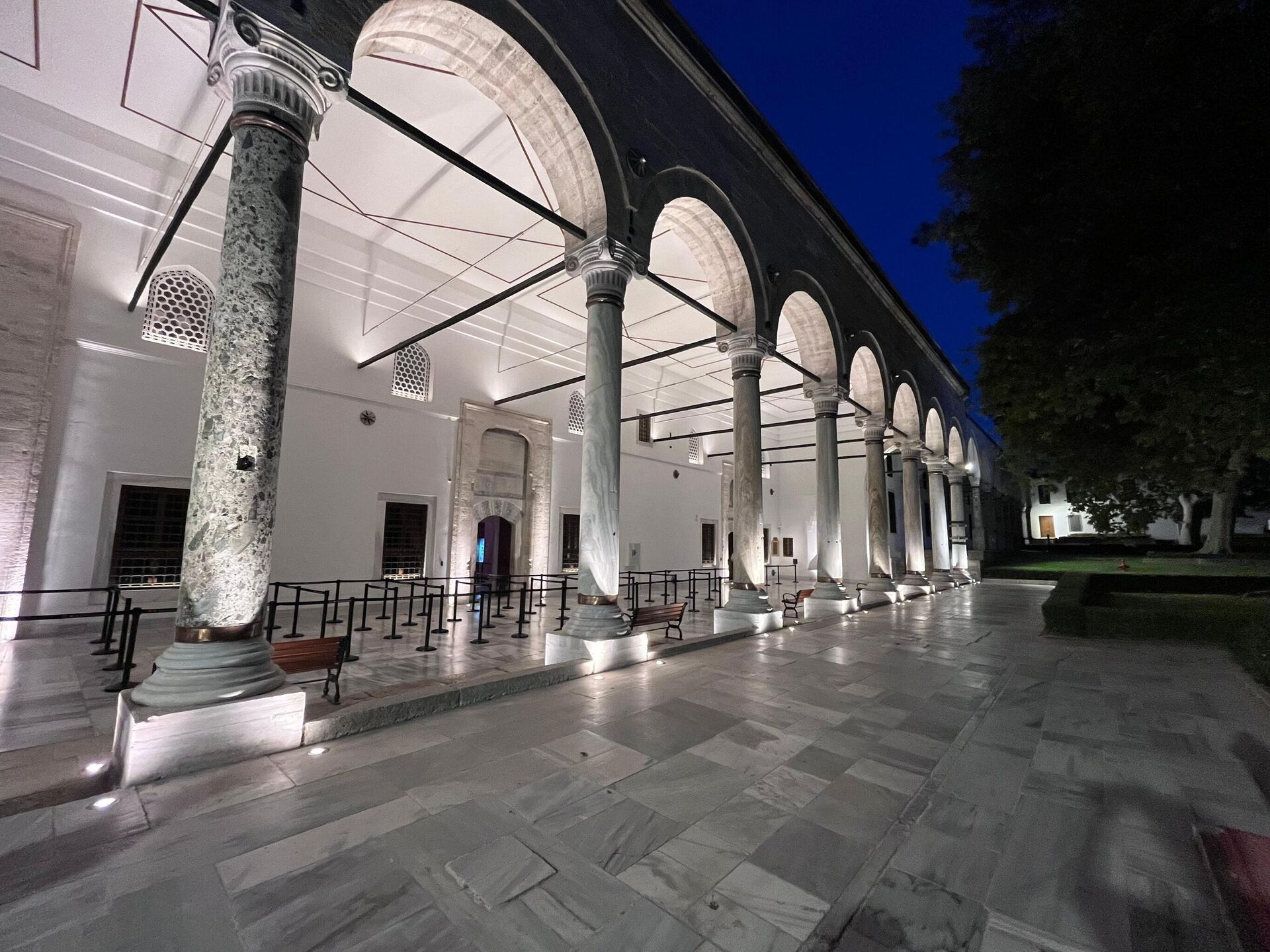 Topkapı Sarayı'nda gece ziyaretlerinin kapsamı genişletildi: Bu kısımlar birinci kere gezilebilecek 3 topkapi sarayinda gece ziyaretlerinin kapsami genisletildi bu kisimlar birinci kere gezilebilecek 1
